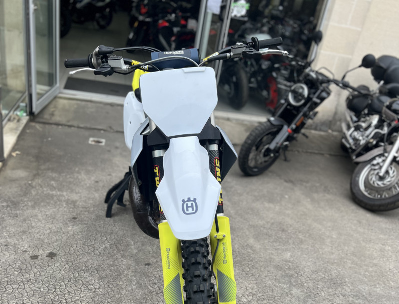 HUSQVARNA TC 125