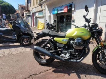 MOTO GUZZI V7 SPORT