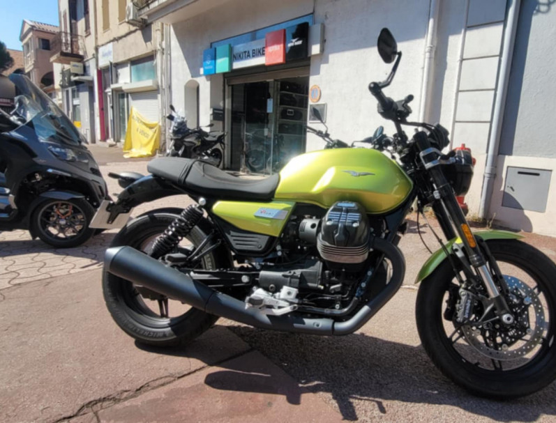 MOTO GUZZI V7 SPORT