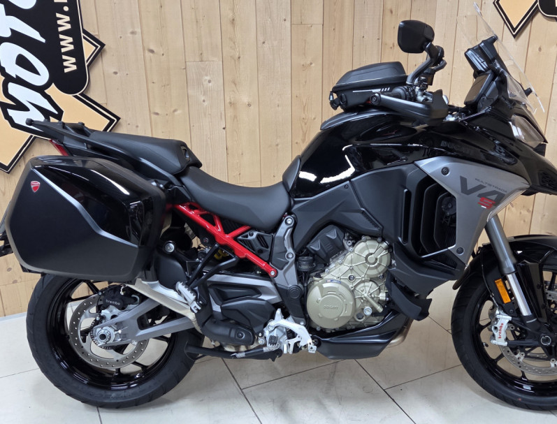 DUCATI MULTISTRADA V4 S TRAVEL & RADAR 2025 
