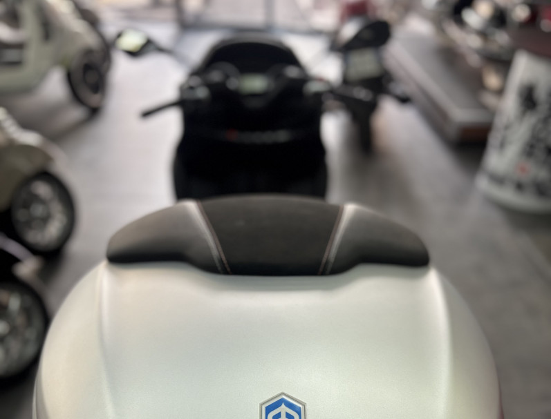 PIAGGIO MP3 500 HPE SPORT ADVANCED ABS ASR