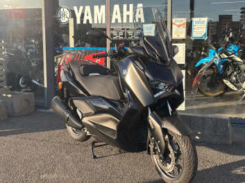 YAMAHA XMAX 300 Tech Max