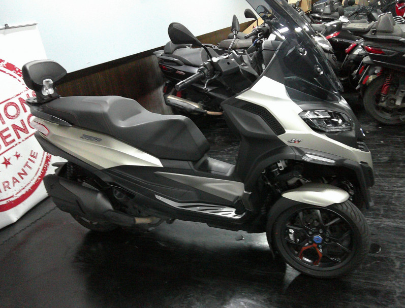 PIAGGIO MP3 530 HPE 2023 20800KM