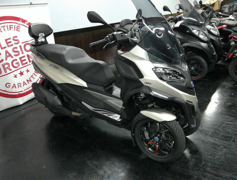 PIAGGIO MP3 530 HPE 2023 20800KM