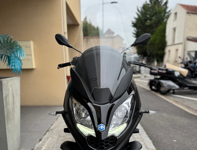 PIAGGIO MP3 300 HPE SPORT ABS ASR