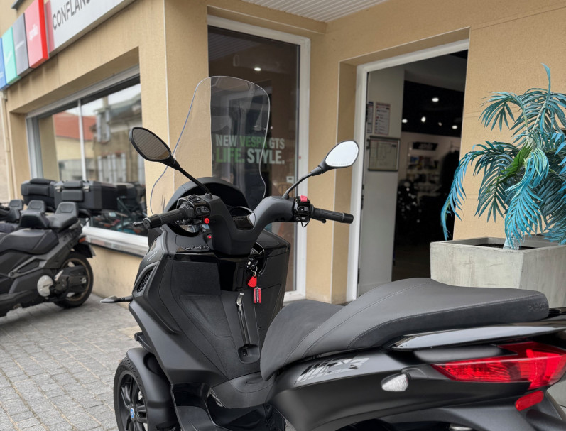 PIAGGIO MP3 300 HPE SPORT ABS ASR