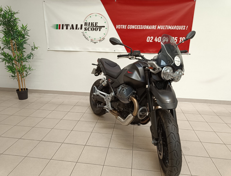 MOTO GUZZI V85 STRADA