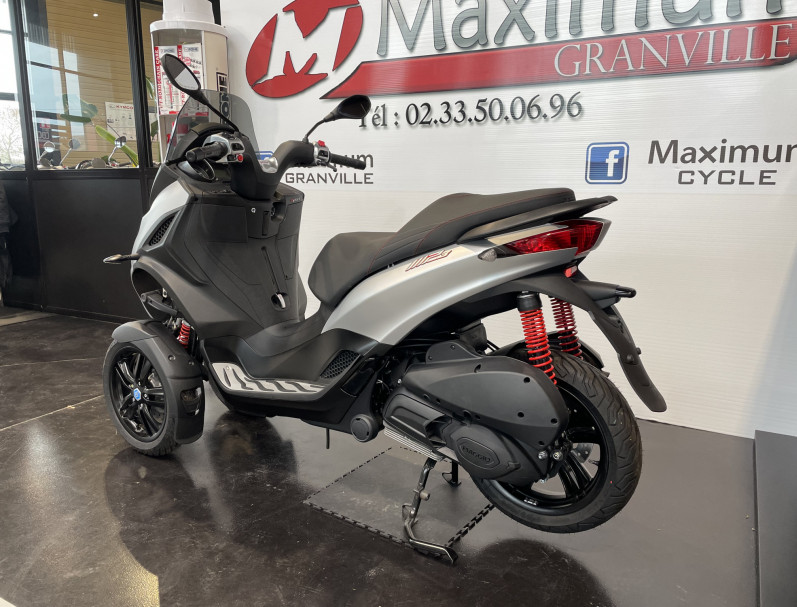 PIAGGIO MP3 300 HPE SPORT ABS ASR