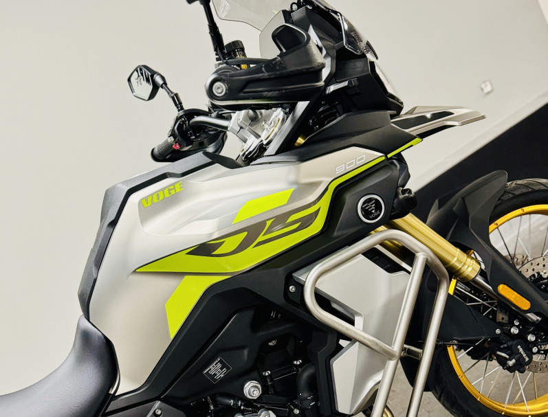 VOGE DS900X SERIE LIMITEE + TOP CASE - 900 DSX - DS900 X - DS 900X - DS 900 X