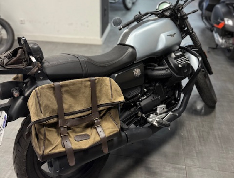 MOTO GUZZI V7 STONE III E5 2023