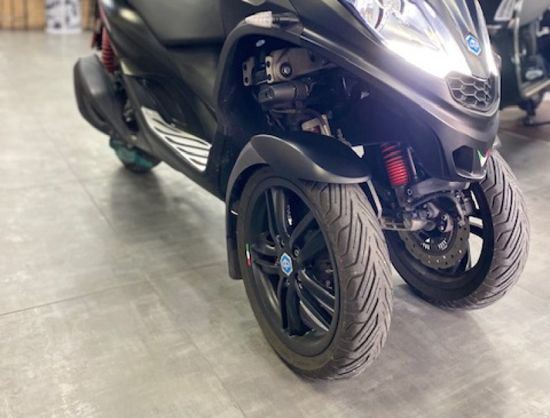 PIAGGIO MP3 300 HPE SPORT ABS ASR 2020