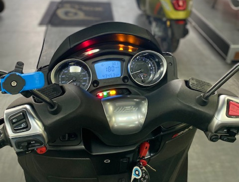 PIAGGIO MP3 300 HPE SPORT ABS ASR 2020