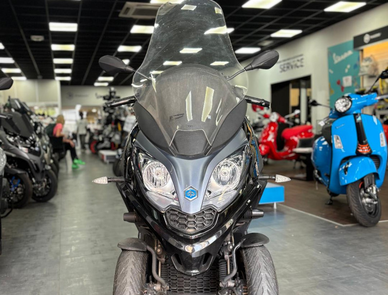 PIAGGIO MP3 300 HPE ABS ASR 2022