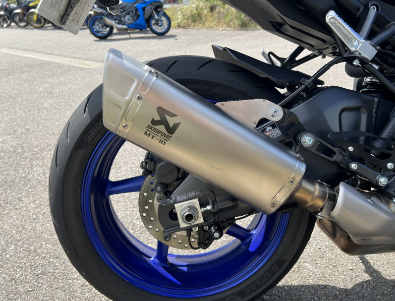 YAMAHA MT-10