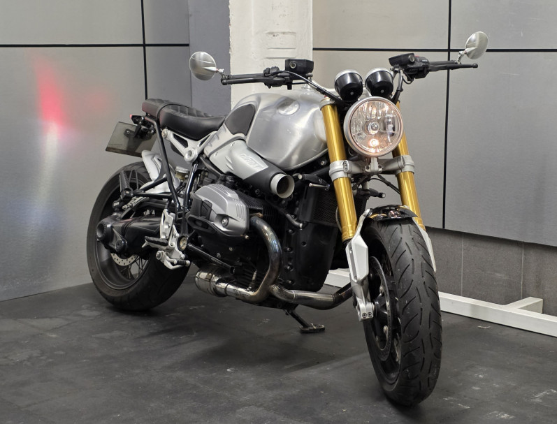 BMW R NineT