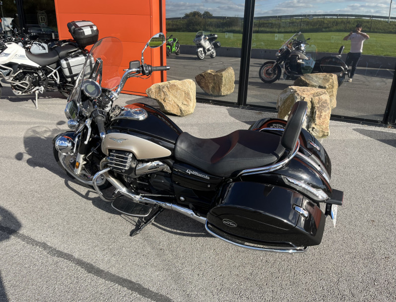 MOTO GUZZI CALIFORNIA