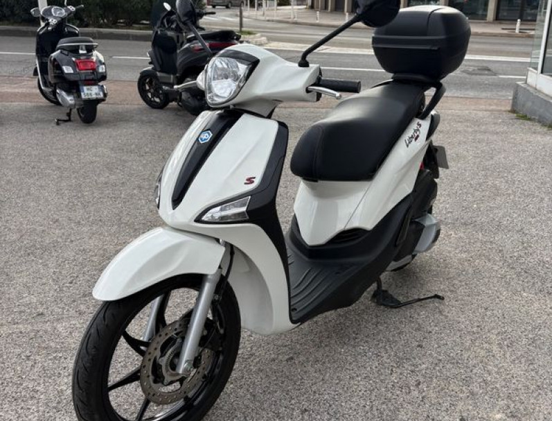 PIAGGIO LIBERTY S 50 Iget SPORT 2025 940 KMS COMME NEUF