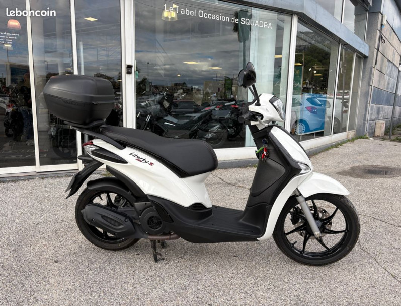 PIAGGIO LIBERTY S 50 Iget SPORT 2025 940 KMS COMME NEUF