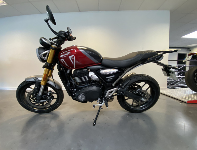TRIUMPH SPEED 400