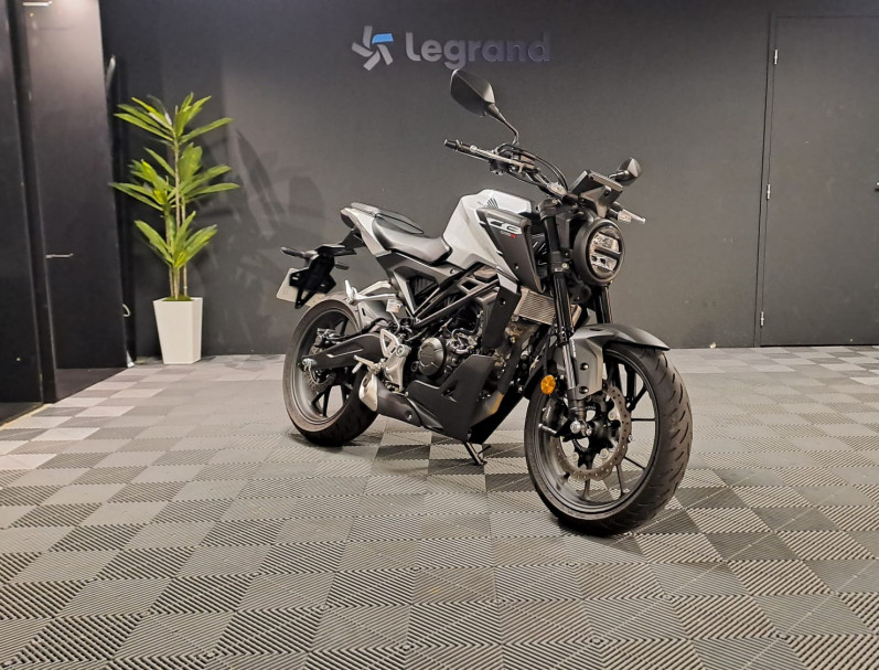 HONDA CB 125 R    CBR125 CB125R 