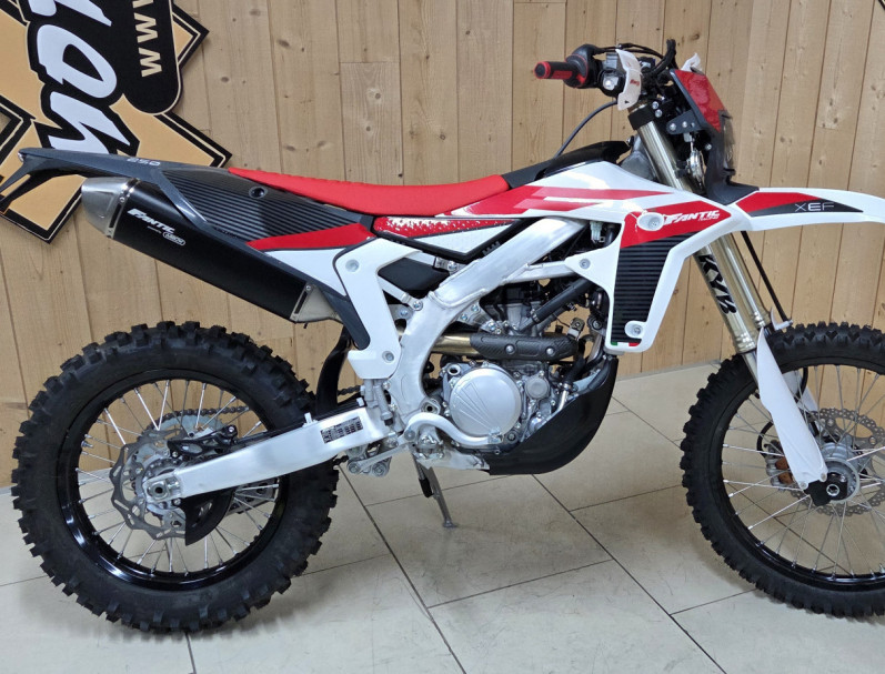 FANTIC XEF 250 ENDURO 2023 neuve 