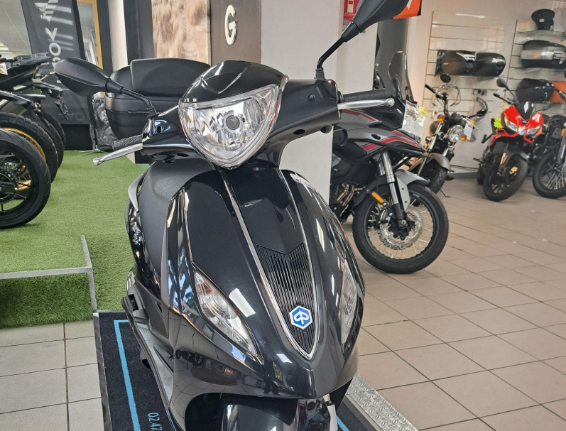 Piaggio Fly 125 – 2016 – 6 028 km – Excellent état, économique & prêt à rouler ! Financement possible
