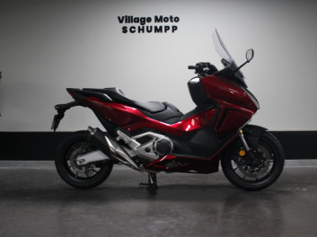 HONDA FORZA 750 A2 / 19300 KM / TRES BON ETAT