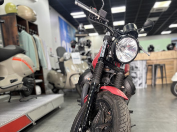 MOTO GUZZI V7 III STONE 750