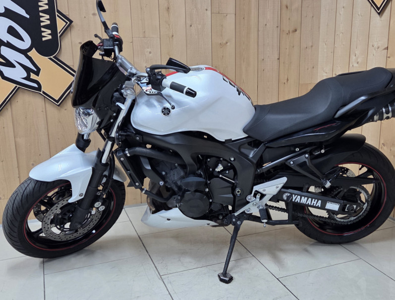 YAMAHA FZ6 (98CV) 2009