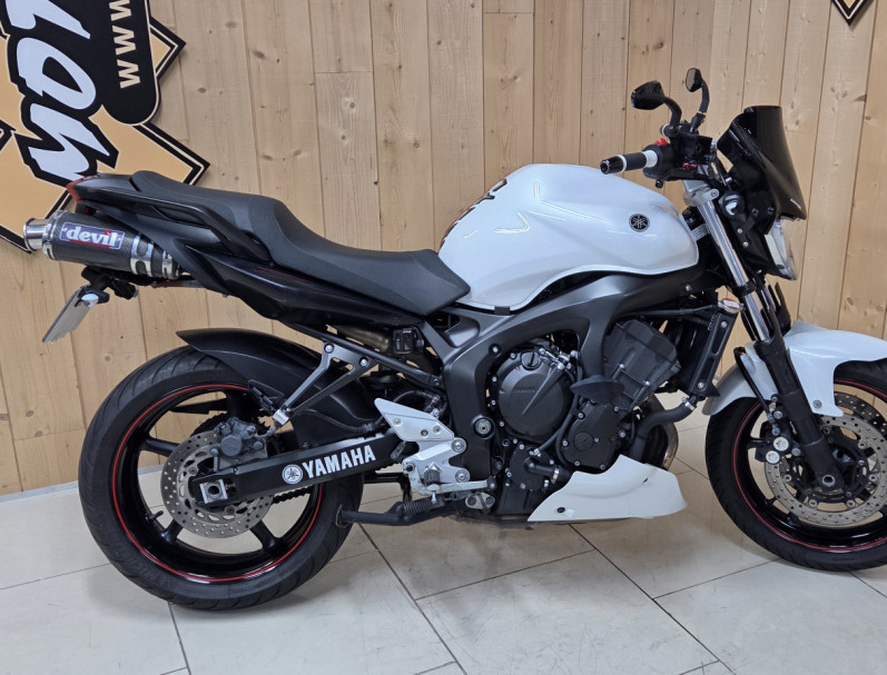 YAMAHA FZ6 (98CV) 2009