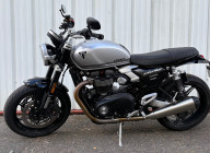 TRIUMPH SPEED TWIN 1200