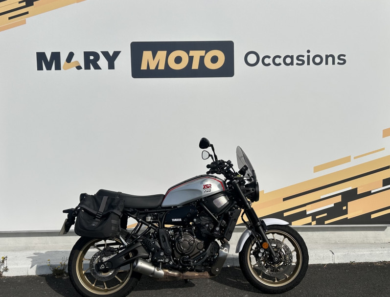 YAMAHA XSR 700 ABS