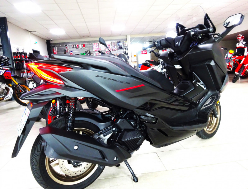 HONDA NSS FORZA 125