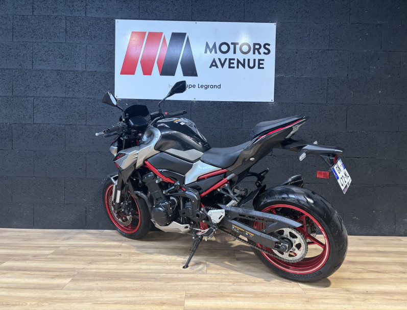 KAWASAKI Z 900 Z900