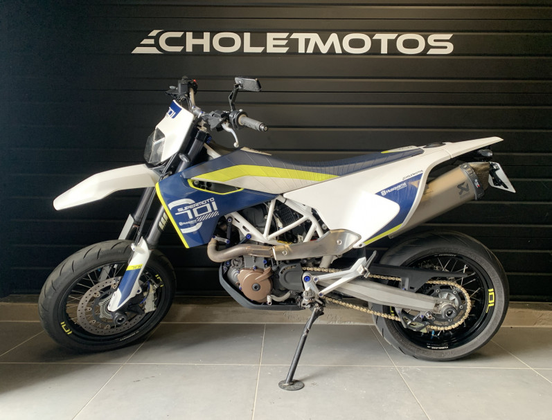 HUSQVARNA 701 SUPERMOTARD