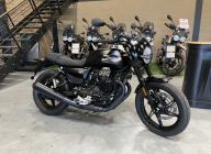 MOTO GUZZI V7 STONE