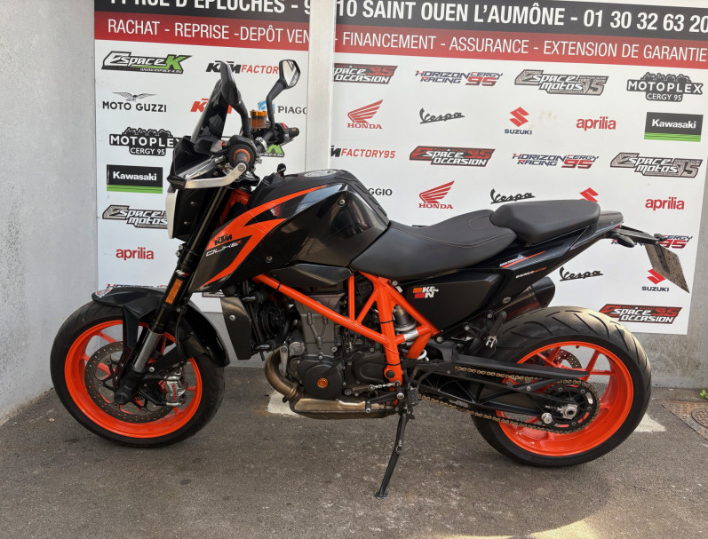 KTM 690 DUKE R