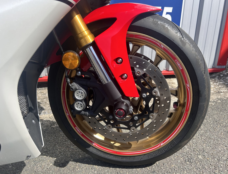 YAMAHA YZF-R1 WORLD GP 60TH ANNIVERSARY