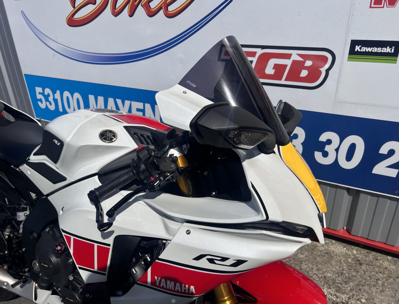 YAMAHA YZF-R1 WORLD GP 60TH ANNIVERSARY