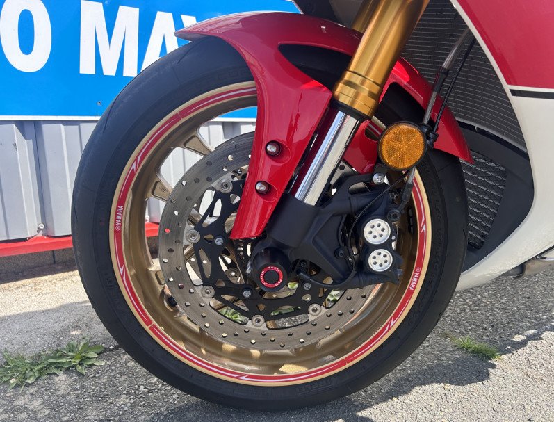 YAMAHA YZF-R1 WORLD GP 60TH ANNIVERSARY