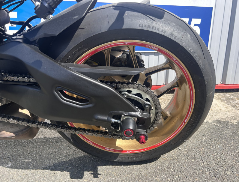 YAMAHA YZF-R1 WORLD GP 60TH ANNIVERSARY