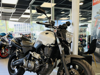 YAMAHA MT-03