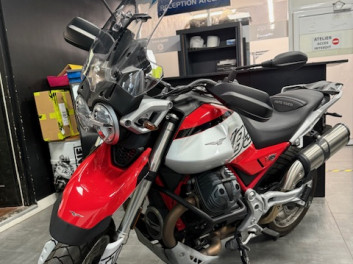 MOTO GUZZI V85 TT 