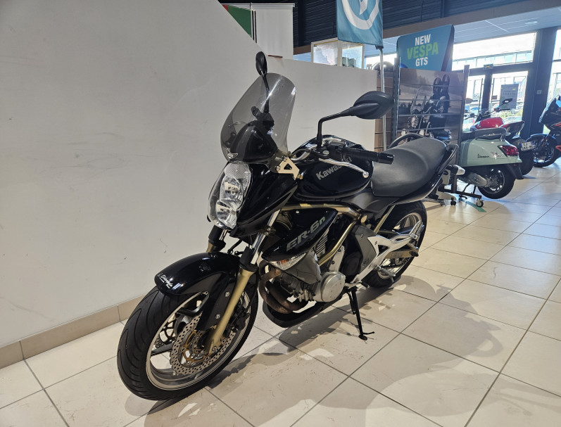 KAWASAKI ER-6
