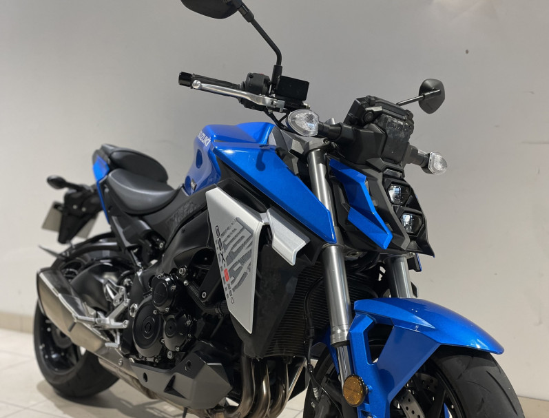 SUZUKI GSX-S 950