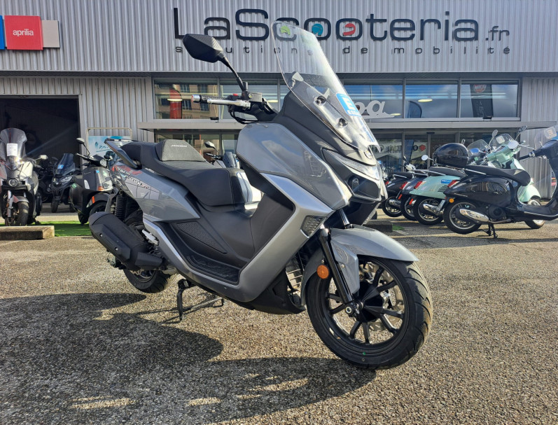 SYM MAXSYM 400 GT GARANTIE 5 ANS