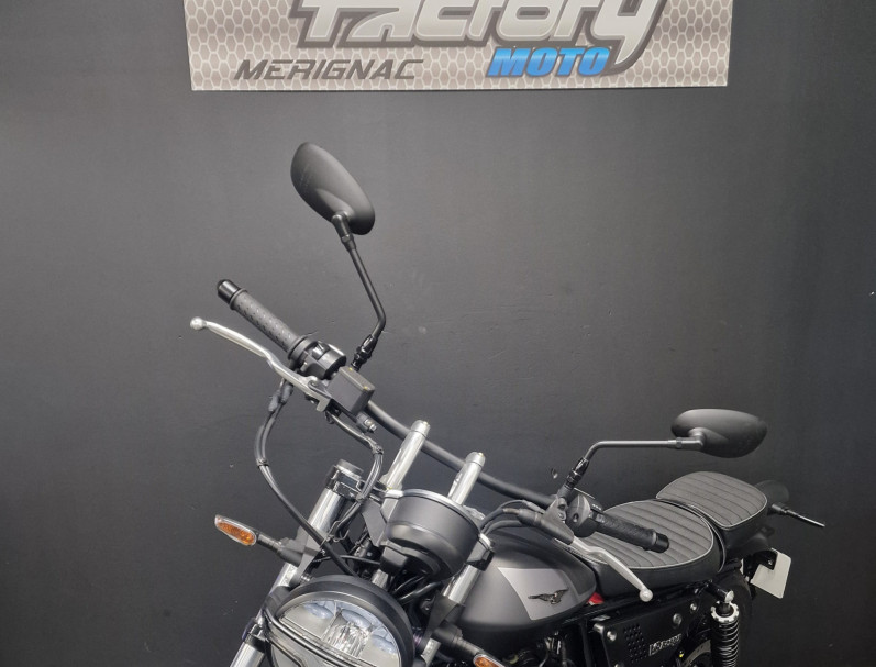 MOTO GUZZI V9 BOBBER