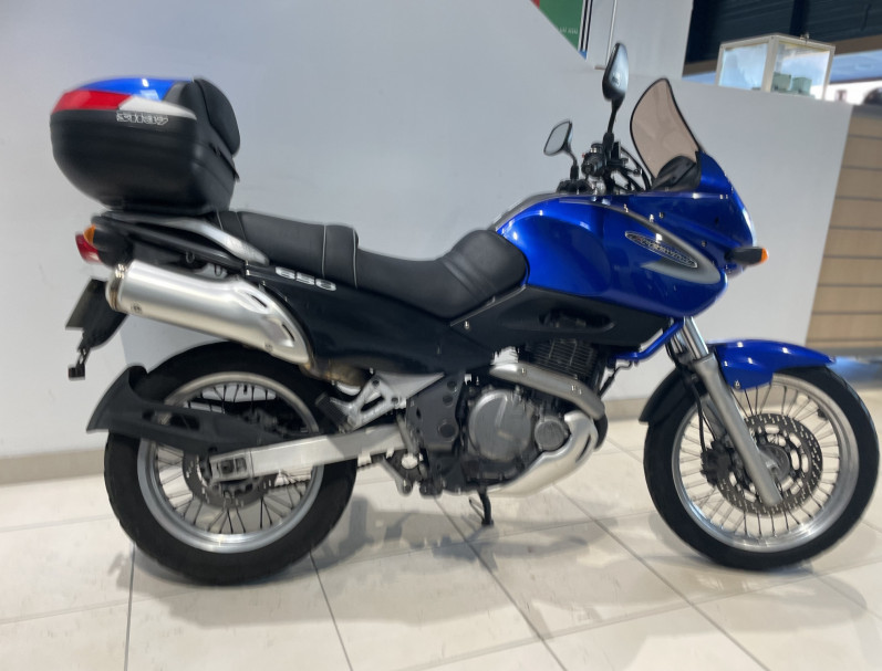 SUZUKI FREEWIND 650 XL