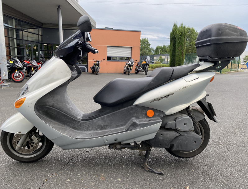 YAMAHA MAJESTY 125