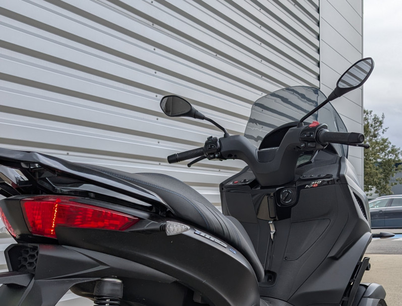PIAGGIO MP3 310 HPE SPORT COMME NEUF